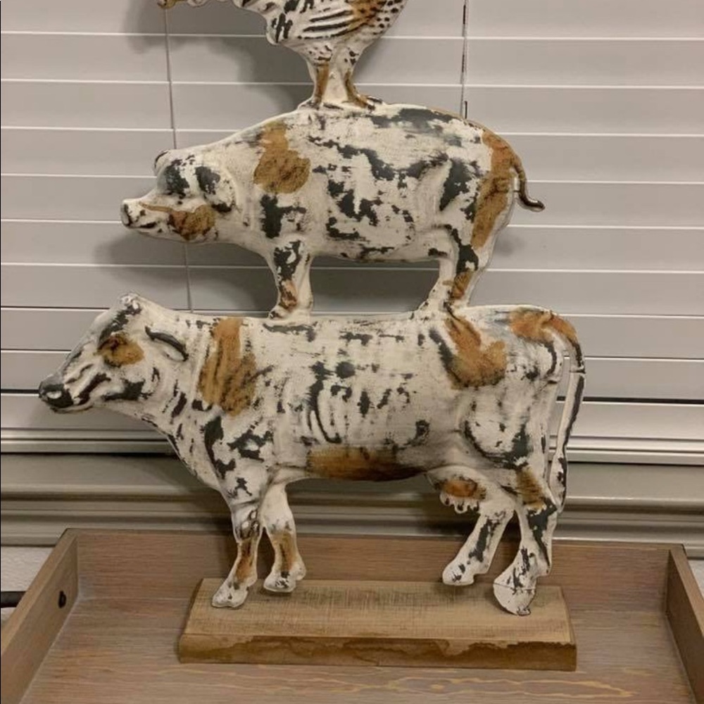 Farm animal metal decor